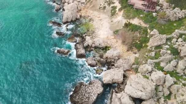 Vista aérea de la bahía de Ancla en Malta — Vídeos de Stock