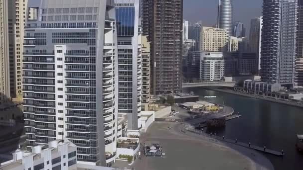 Vue Aérienne Des Gratte Ciel Dubai Marina Long Rivière Émirats — Video