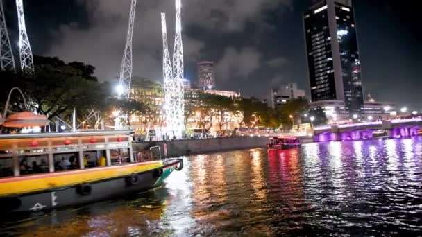 Singapore Januari 2020 Ferry Boot Marina Bay Singapore Rivier Nachts — Stockvideo