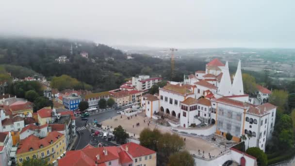 Widok Lotu Ptaka Piękne Miasto Sintra Pochmurny Dzień Portugalia — Wideo stockowe