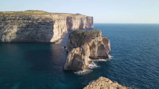 Flygfoto Över Svampklippan Dwejra Bay Gozo — Stockvideo