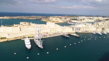 Malta 'daki Senglea antik şehir manzarası.