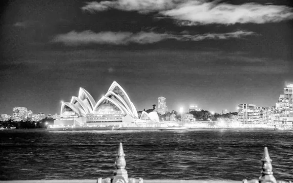 Sydney August 2018 Sydney Harbor Skyline Natten Med Sydney Opera — Stockfoto