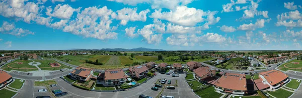 Panorama Luftaufnahme Des Schönen Dorfes Über Der Landschaft — Stockfoto