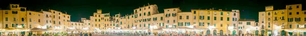 Lucca Italy August 2021 Piazza Anfiteatro Night Tourists Restaurants Panoramic — Stock Photo, Image