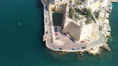 Malta 'daki Senglea antik şehir manzarası.