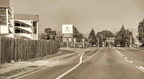 Rotorua Zéland Augusztus 2018 Vezetés Város Utcáin Egy Gyönyörű Napos — Stock Fotó