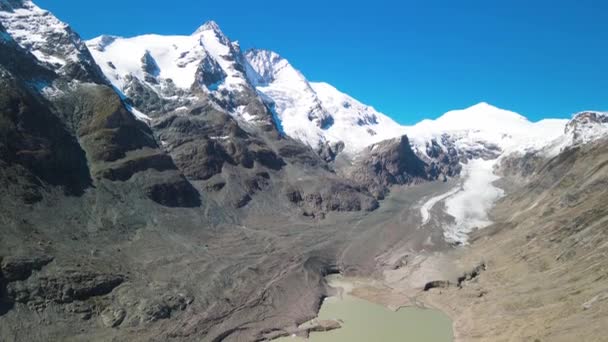 Grossglockner Berg Och Glaciär Sommarsäsongen Flygutsikt Från Drönare Österrike — Stockvideo