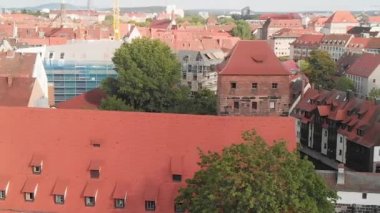 Nurnberg ortaçağ Alman kasabasının insansız hava aracından panoramik görüntüsü.