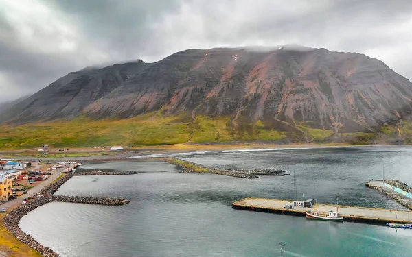 Piękny Widok Lotu Ptaka Krajobraz Olafsfjordur Sezonie Letnim Islandia — Zdjęcie stockowe