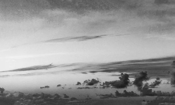 Uçan Dan Günbatımının Panoramik Hava Görüntüsü — Stok fotoğraf