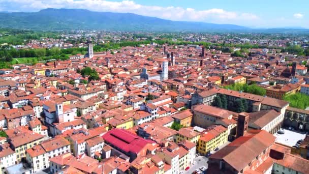 Vista Aérea Del Paisaje Urbano Lucca Primavera Toscana Italia — Vídeos de Stock