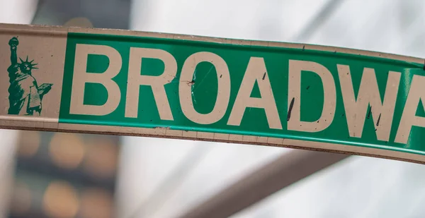 Označení Ulice Broadway Street Manhattanu — Stock fotografie