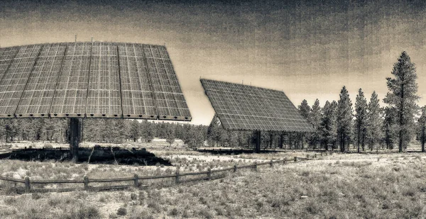 Grote Industriële Zonnepanelen Het Platteland Het Concept Hernieuwbare Energie Panoramisch — Stockfoto