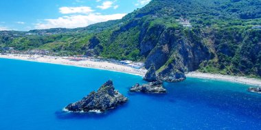 Tonnara Beach, Calabria güzel havadan görünümü.