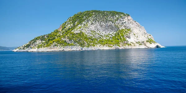 Navigazione Tra Isole Greche Nella Stagione Estiva — Foto Stock