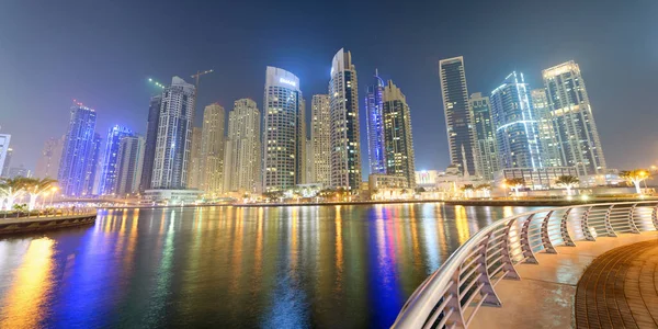 Dubai Emirados Árabes Unidos Dezembro 2016 Prédios Marina Dubai Luzes — Fotografia de Stock