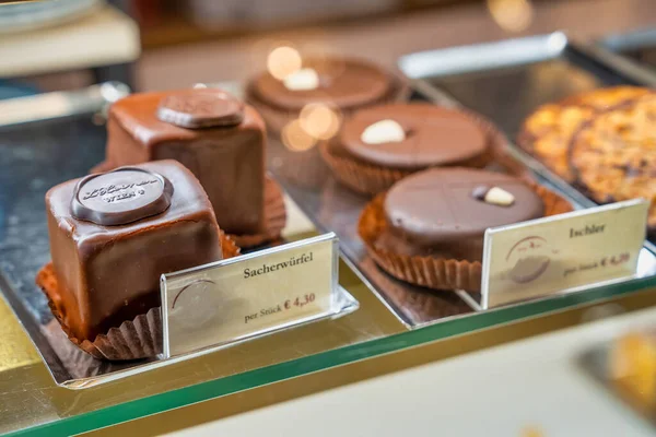 Sacher Torte Viena Bolo Bom Gosto Com Chocolate — Fotografia de Stock