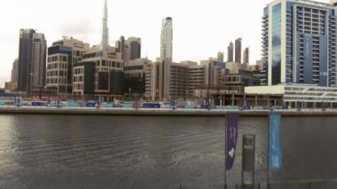 DUBAI, BAE - 7 Aralık 2016: İHA 'dan Dubai şehir merkezine hava görüntüsü.