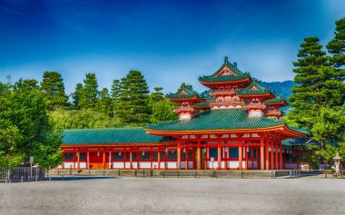 Heian tapınak Kyoto güzel bir günde.