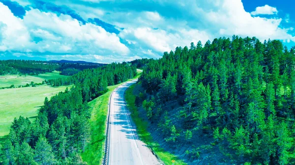 Horská Silnice Letecký Výhled Lesem Letní Sezóně — Stock fotografie