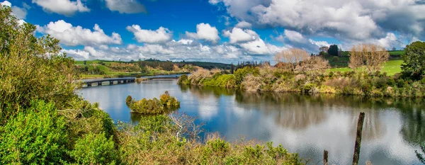 Lago Karapiro Hermoso Día Soleado Nueva Zelanda — Foto de Stock