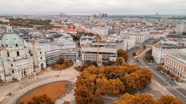 奥地利维也纳市中心秋季的空中景观 — 图库照片