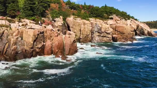 Acadia Ulusal Parkı Kıyı Şeridi Sonbahar Renkleriyle Maine — Stok video