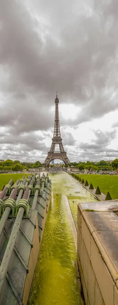 Eiffel Toronyra Trocadero Parkkal Val Szökőkútak — Stock Fotó