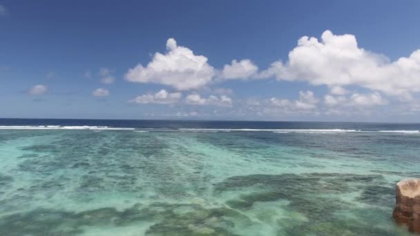 Récif Corallien Drone Plage Des Seychelles Rochers Par Une Journée — Video