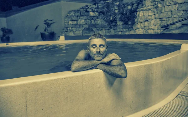 Man Fifties Enjoying New Zealand Outdoor Spa —  Fotos de Stock