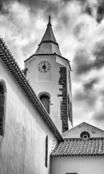 Prédios Topo Igreja Cidade Ilha Madeira Portugal — Fotografia de Stock