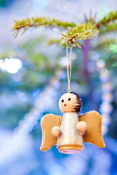 Brinquedo de anjo de Natal de madeira — Fotografia de Stock