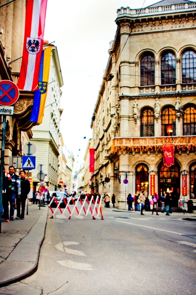 Bécs - október 26: Holiday street, a osztrák nemzeti nap — Stock Fotó