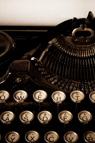 Message type on old typewriter — Stock Photo, Image