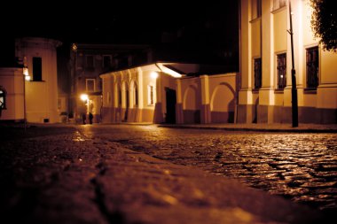 stilize kentin eski sokak gece fotoğrafı
