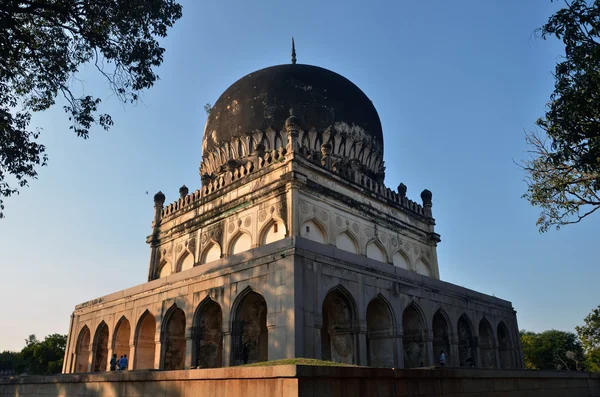 Qutb shahi graven — Stockfoto