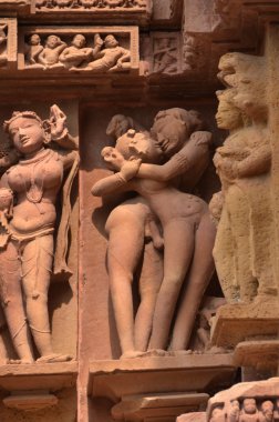 gravures op de tempel muren in khajuraho advertentie 930-950