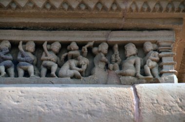 gravures op de tempel muren in khajuraho advertentie 930-950