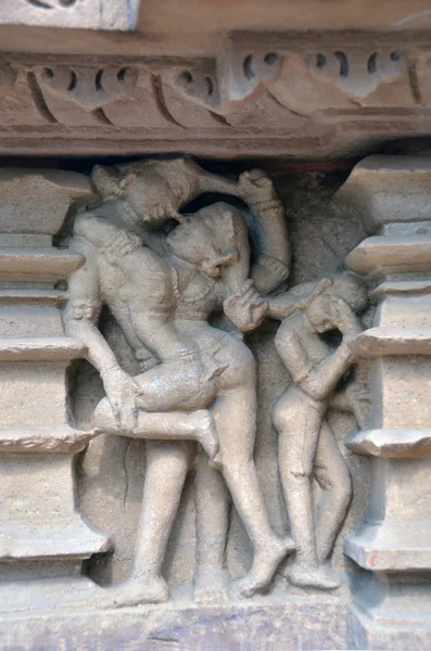 Esculturas nas paredes do Templo em Khajuraho AD 930-950 — Fotografia de Stock