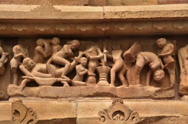 gravures op de tempel muren in khajuraho advertentie 930-950