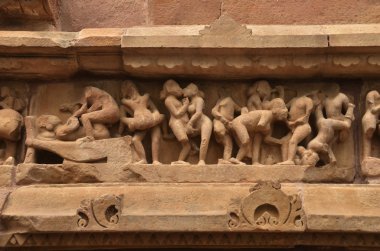 gravures op de tempel muren in khajuraho advertentie 930-950