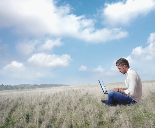 Internet en laptop — Stockfoto