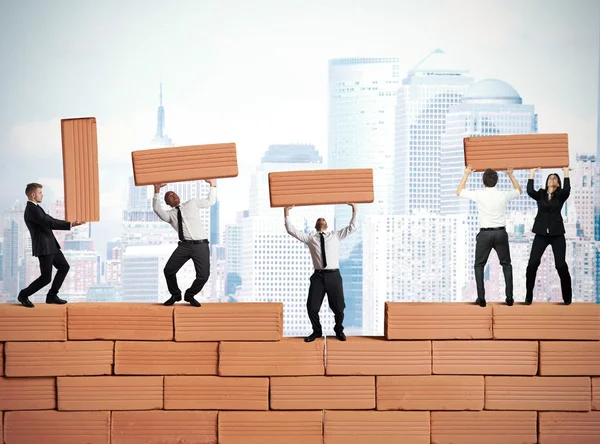 El trabajo en equipo construye un nuevo negocio — Foto de Stock