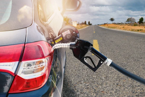 Bomba Combustível Encher Tanque Carro — Fotografia de Stock