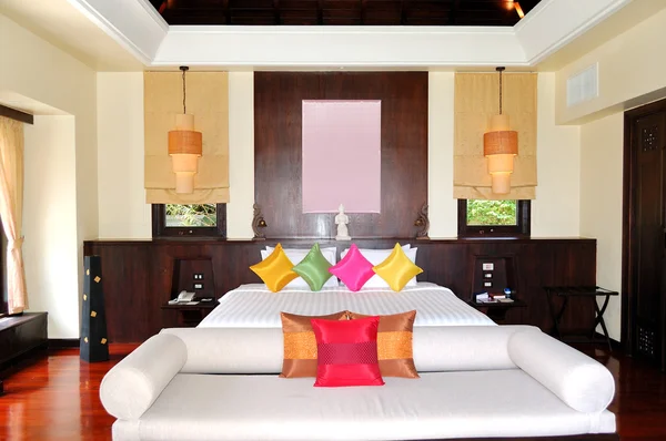 Villa interiör på lyxhotell, phuket, thailand — Stockfoto