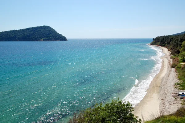 Beach at the luxury hotel, Thassos island, Greece — Stock Photo, Image