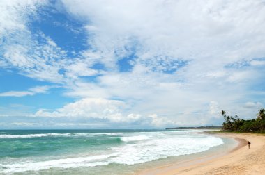 su plaj ve turkuaz Hint Okyanusu, bentota, sri lanka