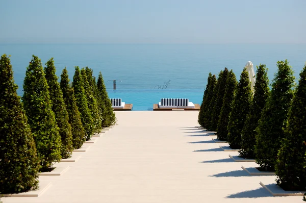 Vista sulla spiaggia del moderno hotel di lusso, Pieria, Grecia — Foto Stock