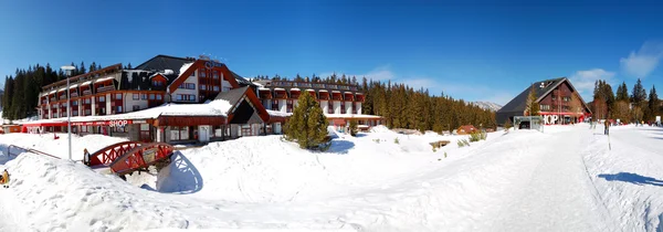 JASNA-MARCH 15: Panorama of Grand wellness hotel in Jasna Low Ta — Stock Photo, Image